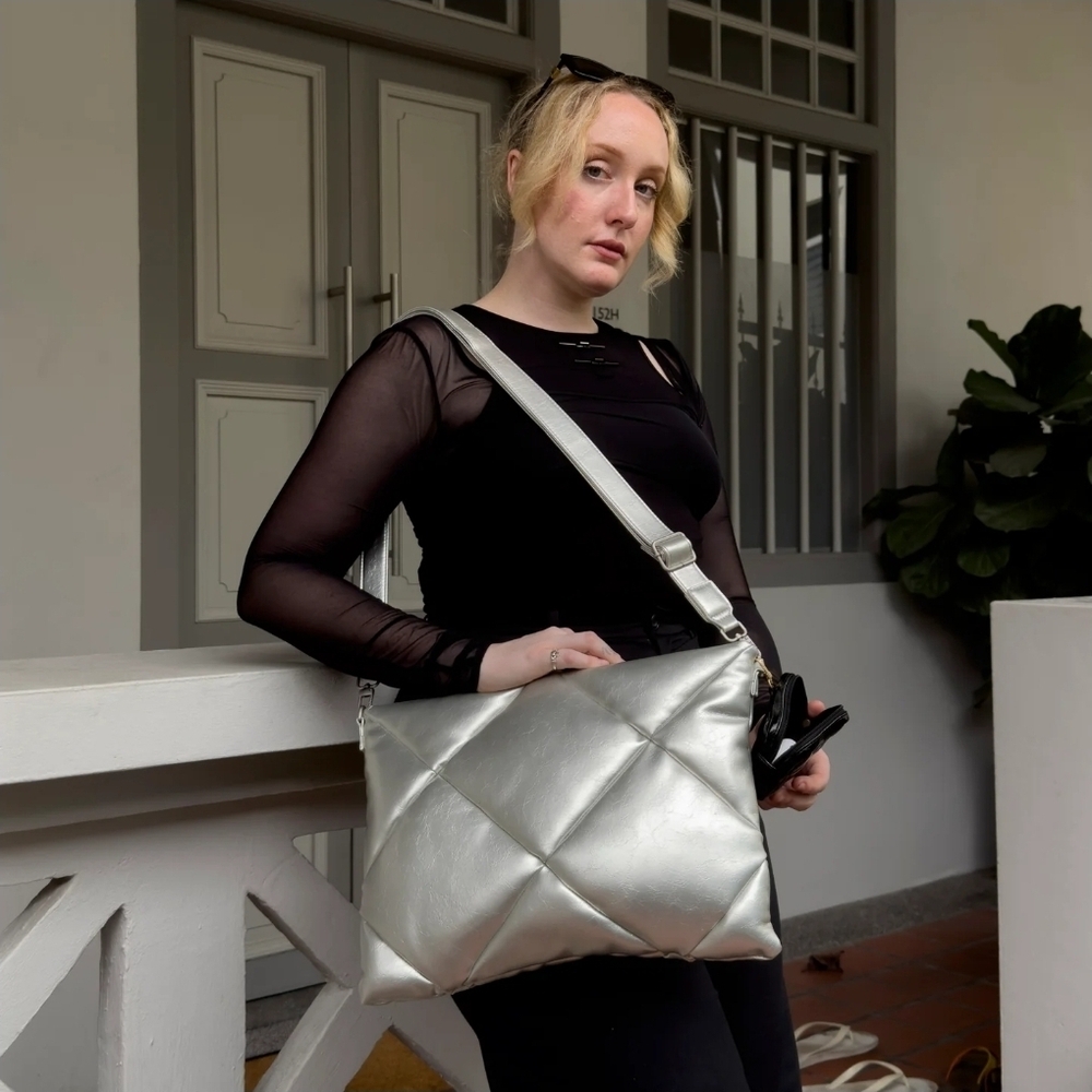 LE DUO CHIC Metallic Silver Quilted Laptop Bag 14" Puffer w Strap
